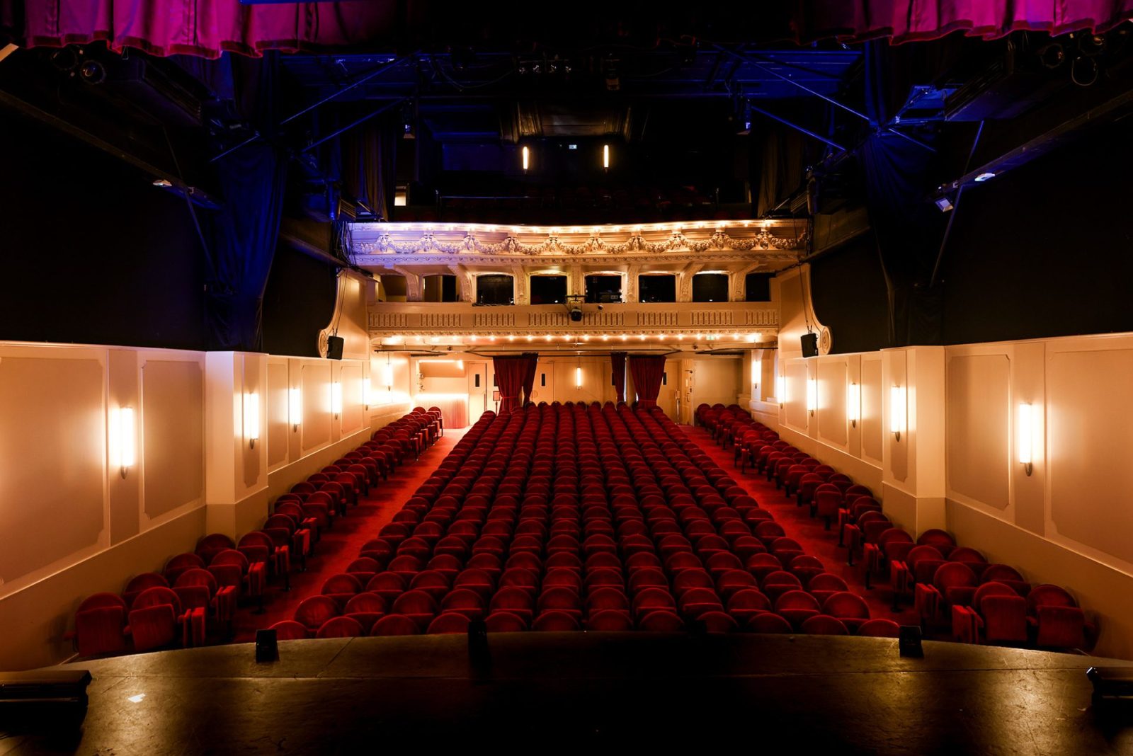 La grande salle du Palais des Glaces